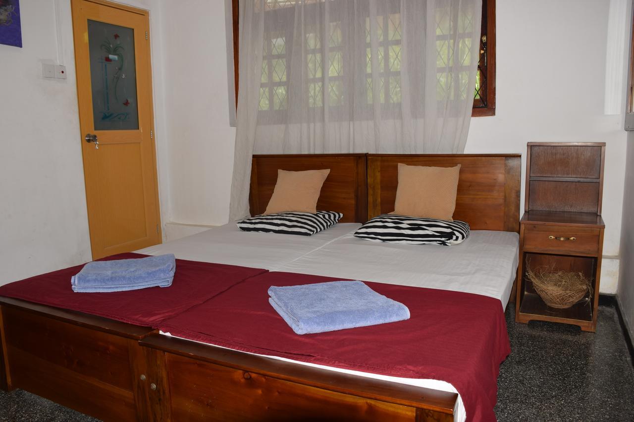Lodge In 611 Kandy Exterior photo